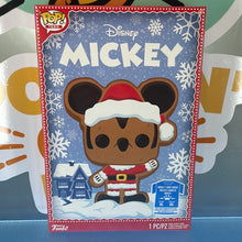 Pop! Tees: Disney -Santa Mickey
