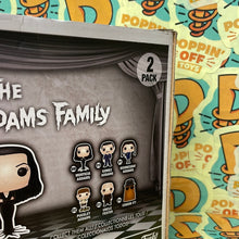 Pop! Television: The Addams Family- Gomes & Morticia Addams (Entertainment Earth Exclusive)